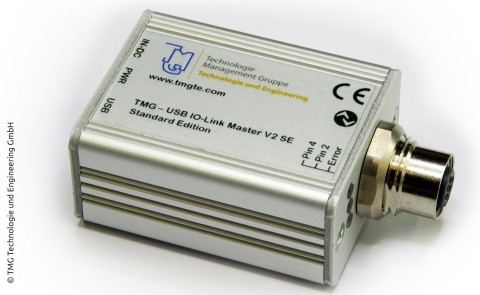 図 8 USB インターフェースを介して IO-Link デバイスを PC に接続するための IO-Link マスター。